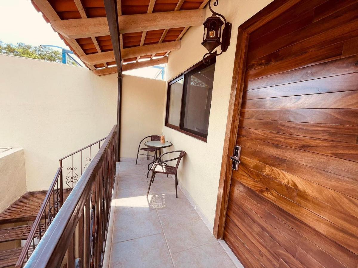 אחיחיק Seuia Departamentos Con Alberca A Pasos Del Lago מראה חיצוני תמונה